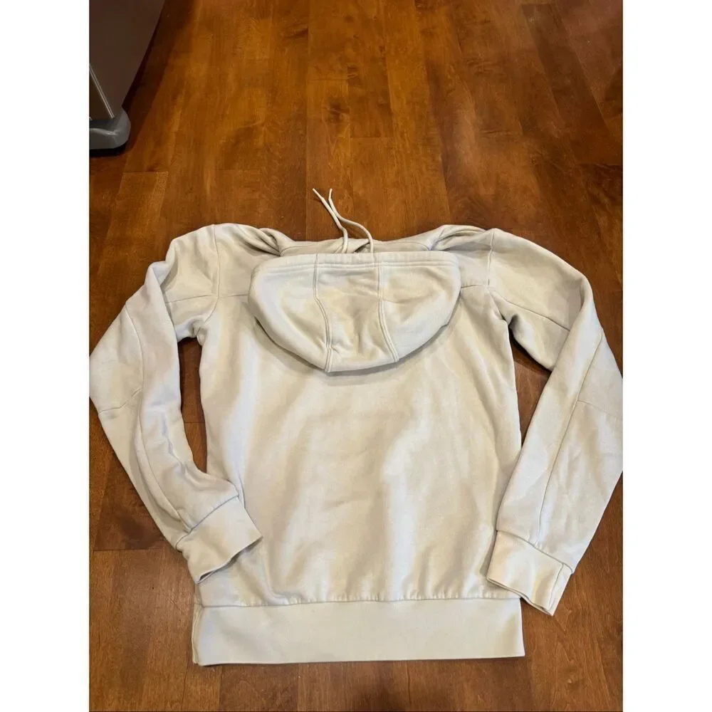 Men’s Adidas hoodie size extra small